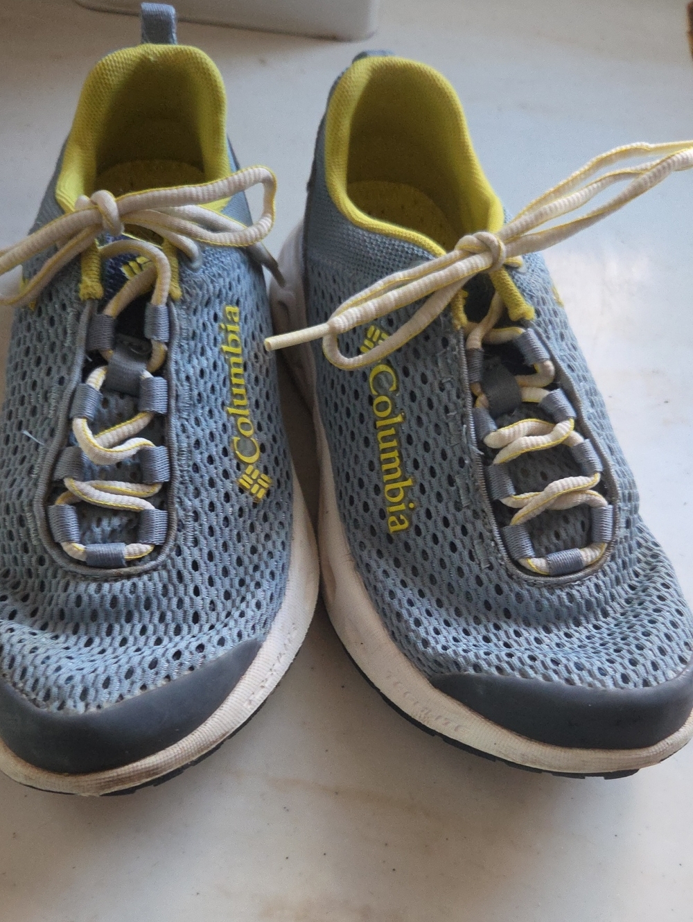 Columbia Lightweight Breathable Grey & Yellow Sneakers